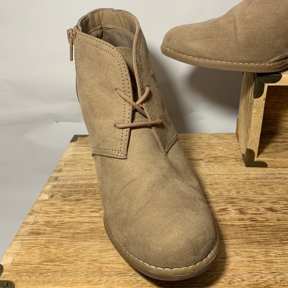 Universal Thread Bessie Taupe Bootie - Picture 7 of 11